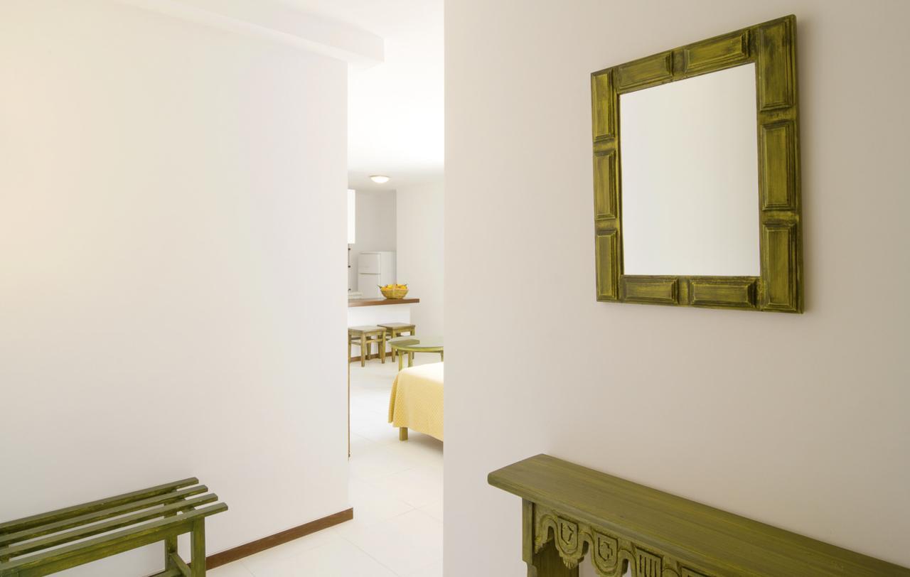 Apartamentos Bon Lloc Santa Eularia des Riu Luaran gambar